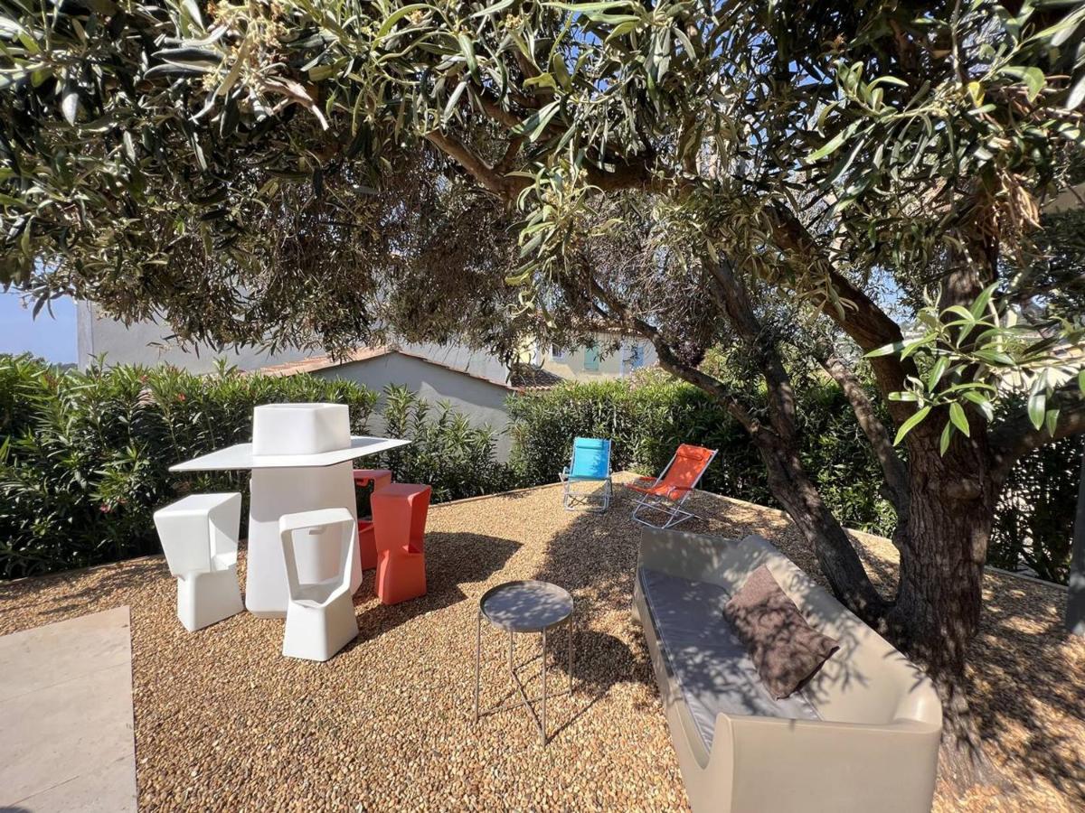 Maison rénovée avec jardin et climatisation, proche vignes - FR-1-726-28 - B&B La Croix-Valmer