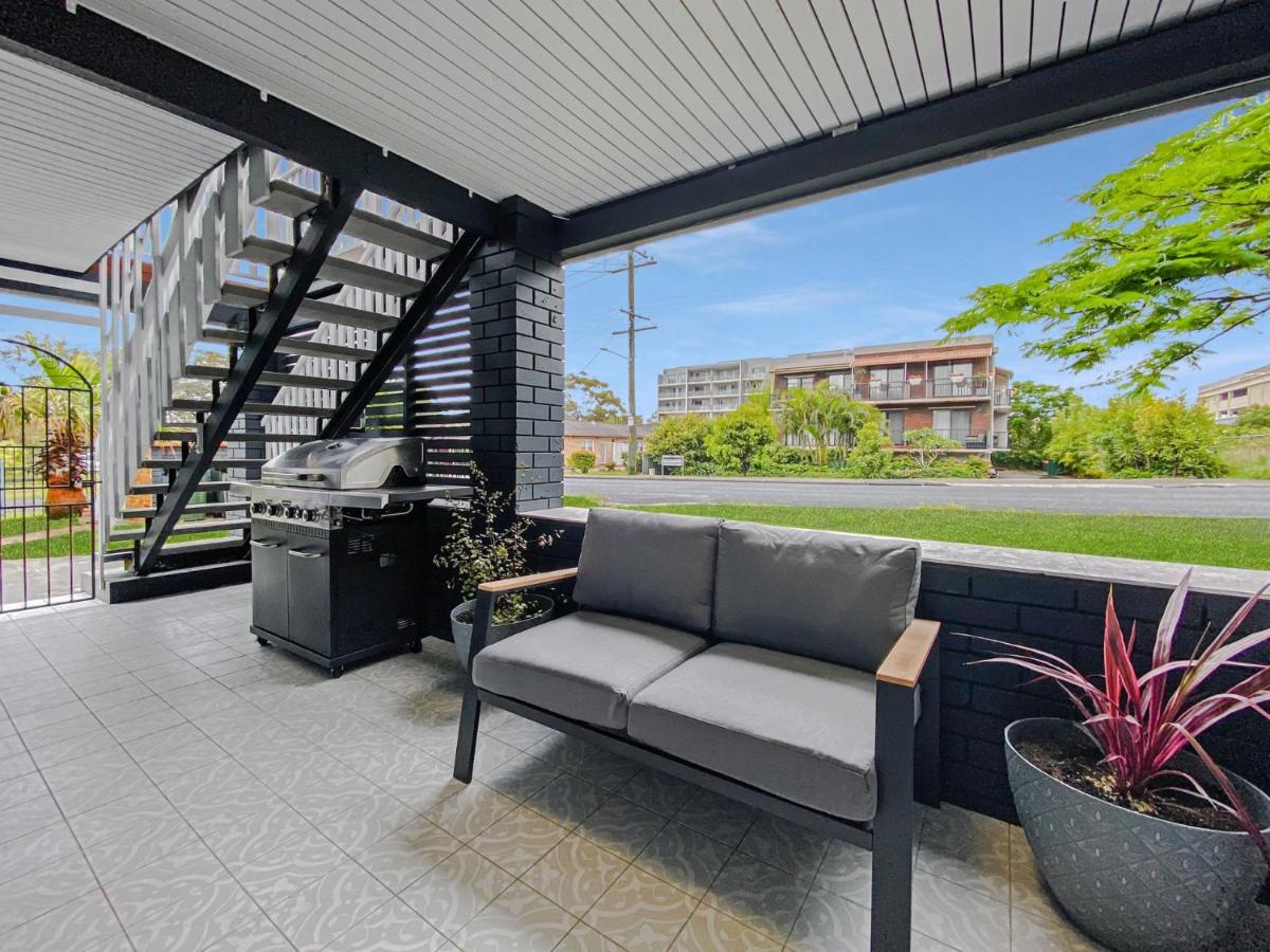 Shoal Bay Beach House Three - B&B
