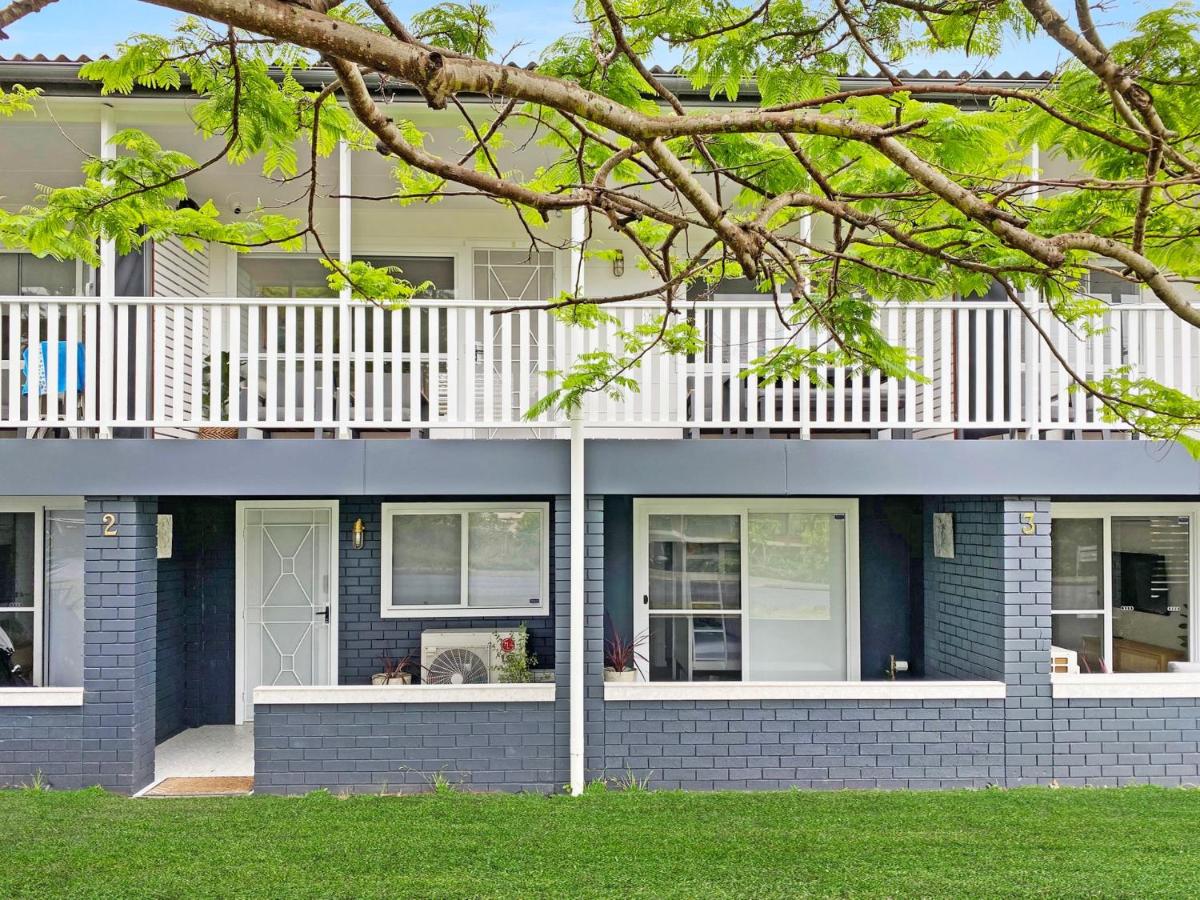 Shoal Bay Beach House Two - B&B
