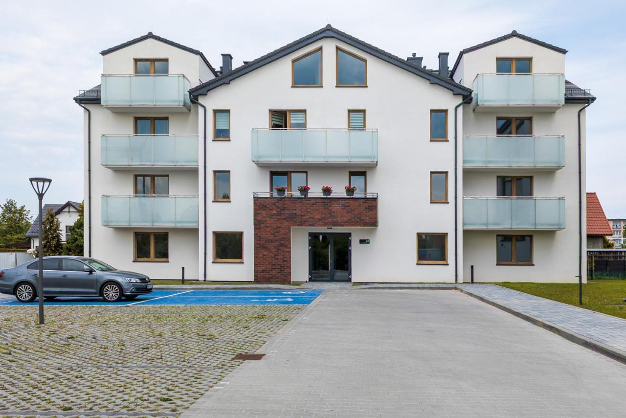 Apartment Morska Bryza by Noclegi Renters - B&B