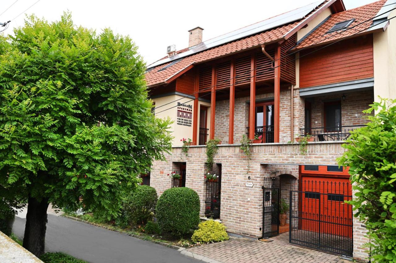 Babilon Gyula Szállás De Luxe - B&B