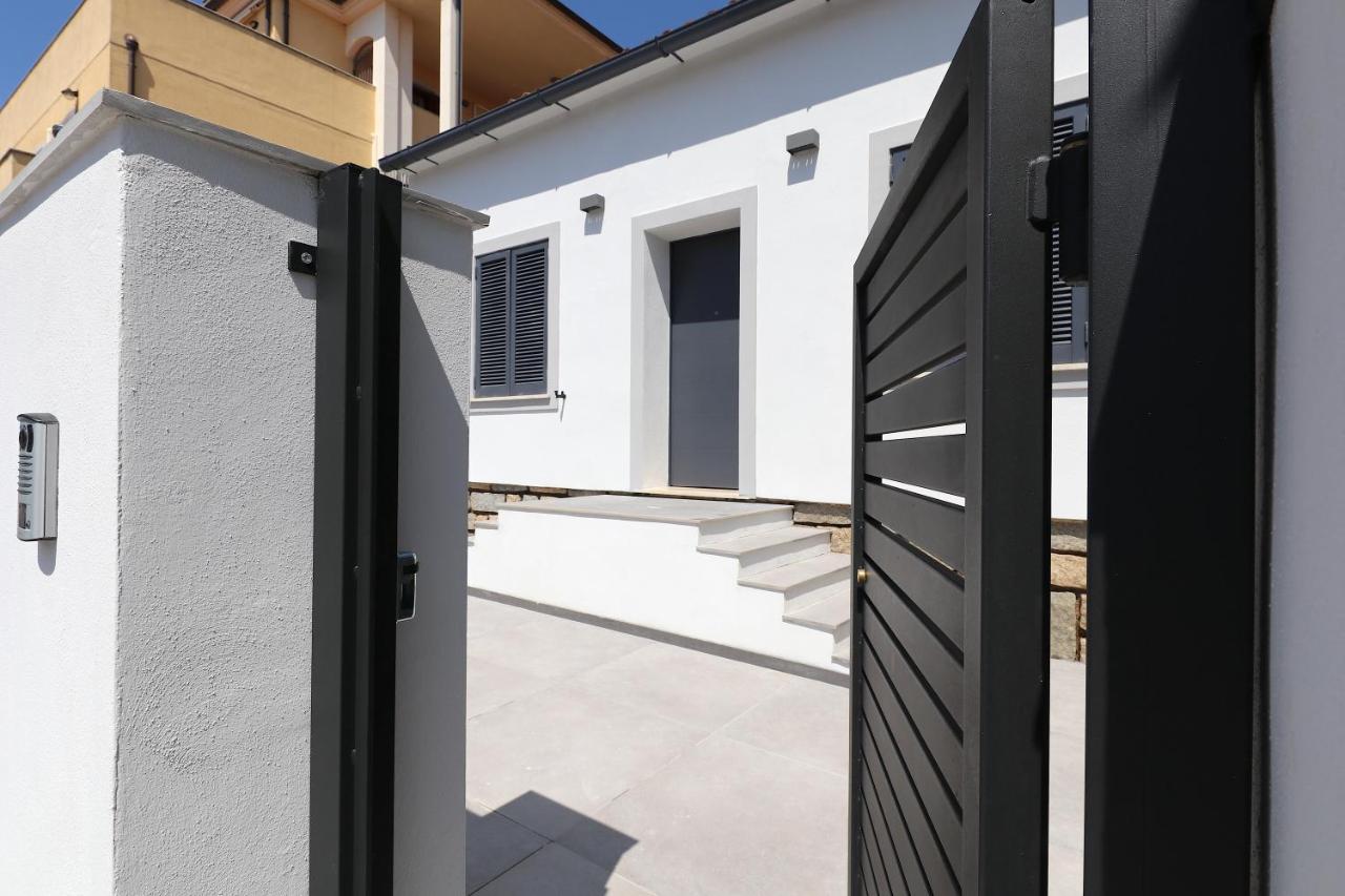 Renovated & fully equipped-Luxurious-2Room Fontana Suite, it just doesn't get any better! - B&B Olbia
