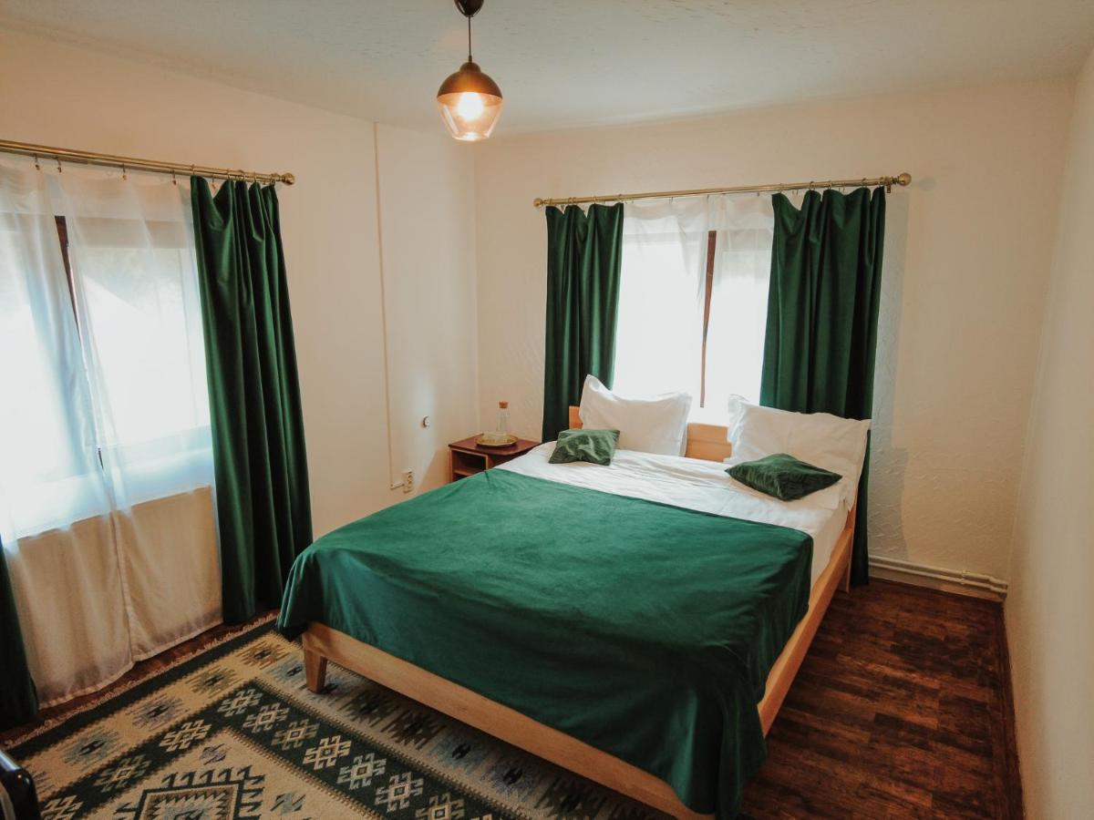 Standard Zimmer mit Kingsize-Bett