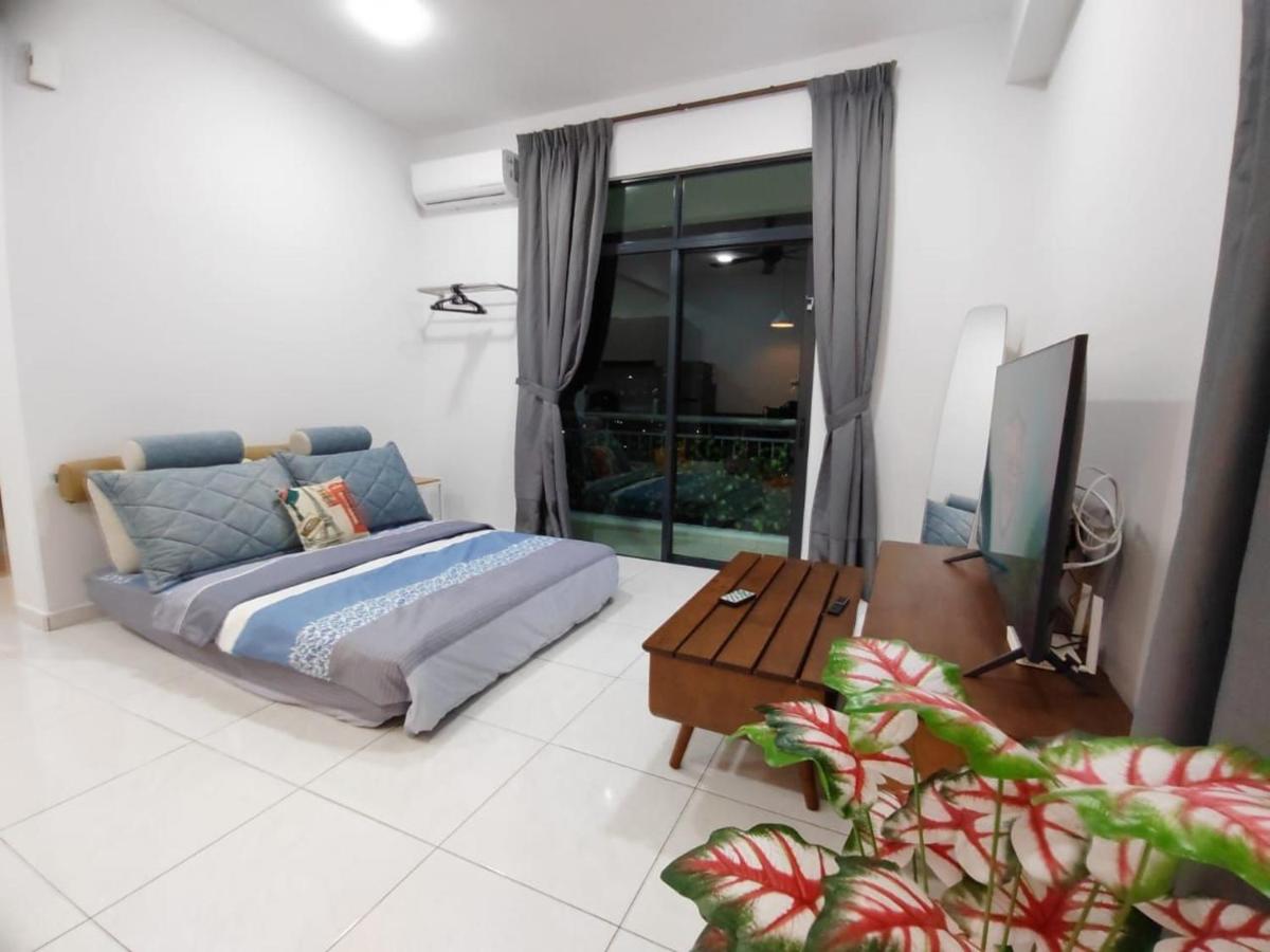 B&B Bayan Lepas - New Cozy The Sun Homestay at Sg Nibong Bayan Lepas Factory Area - Bed and Breakfast Bayan Lepas