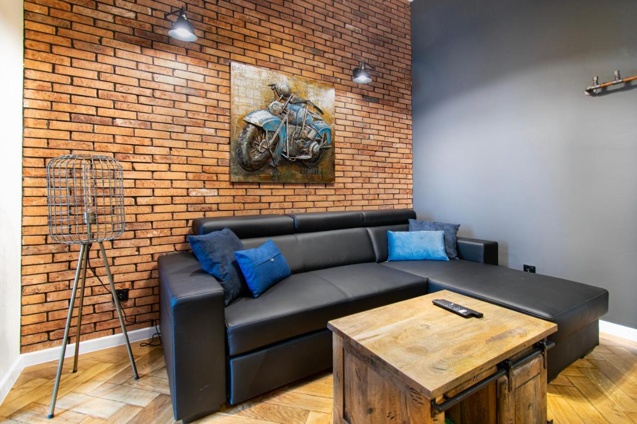 Apartamento con balcón