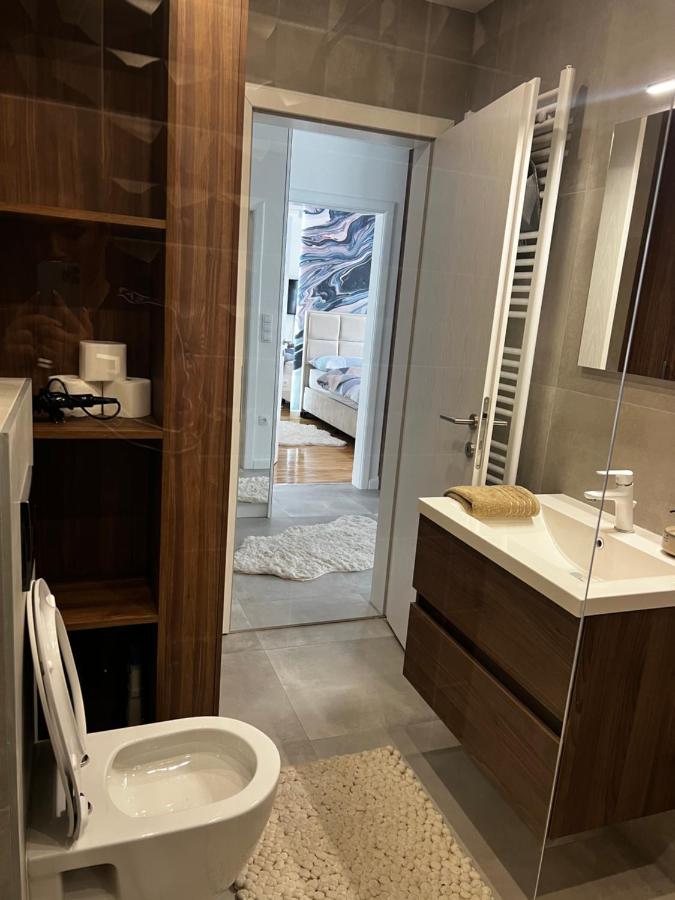 Apartman Exit - Chambres d’hôtes