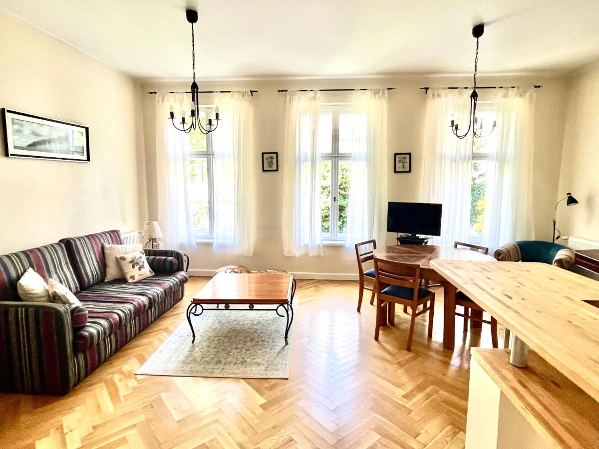 Agapella Apartamenty- Apartament Helska 3 - 250m form the beach, free parking - B&B Sopot