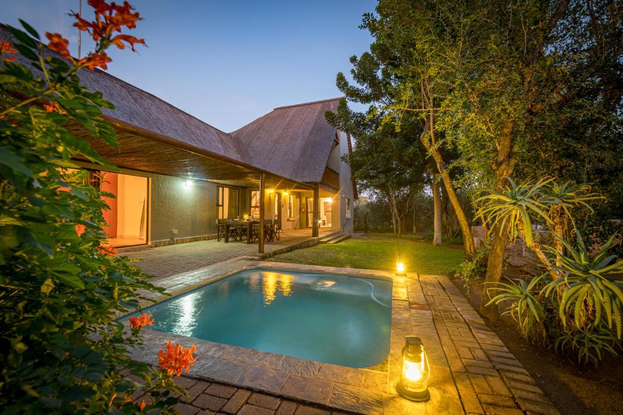 B&B Hoedspruit - Nzenga Lodge - Bed and Breakfast Hoedspruit