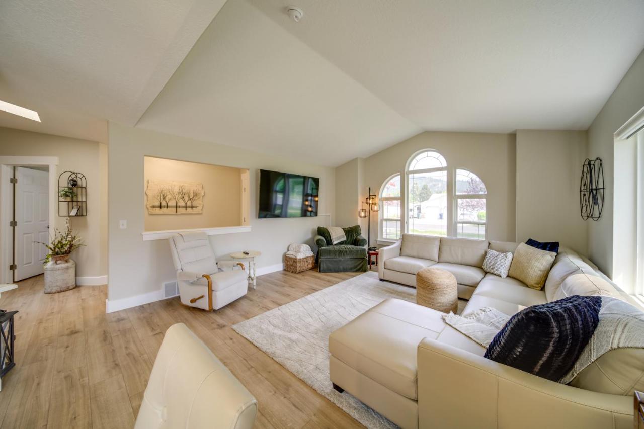 Coeur d'Alene Vacation Rental ~ 4 Mi to the Lake! - B&B Coeur d'Alene