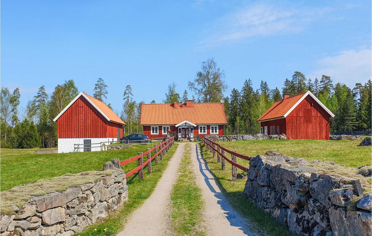 B&B Lönsboda - Stunning Home In Lnsboda With Wifi And 3 Bedrooms - Bed and Breakfast Lönsboda