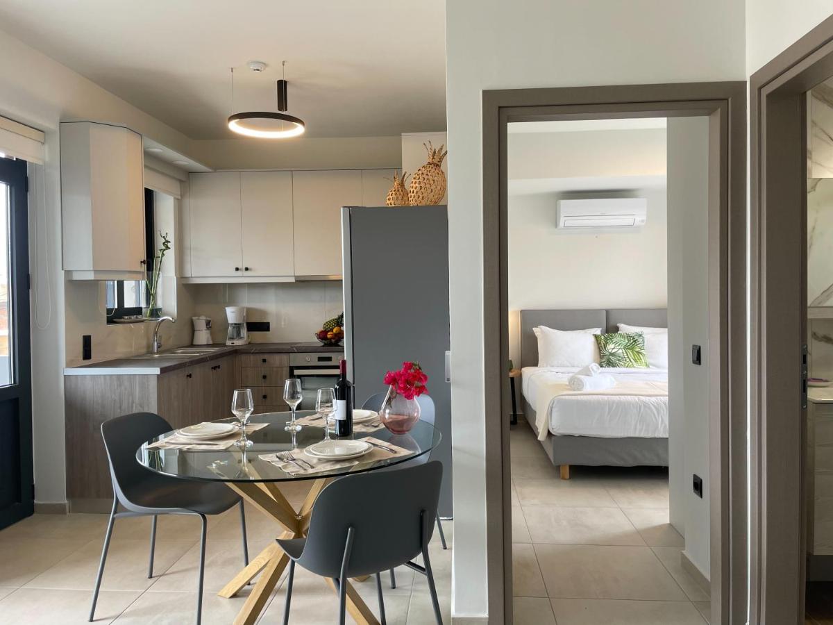 Mossa City Apartments - 2 km from Old Town - Private parking - B&B Chania