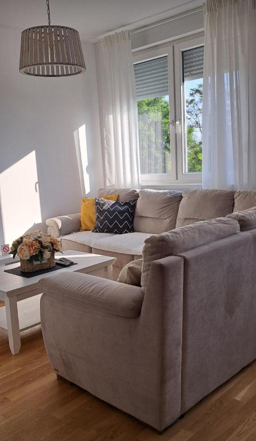 Omnia LUX - Ferienwohnung