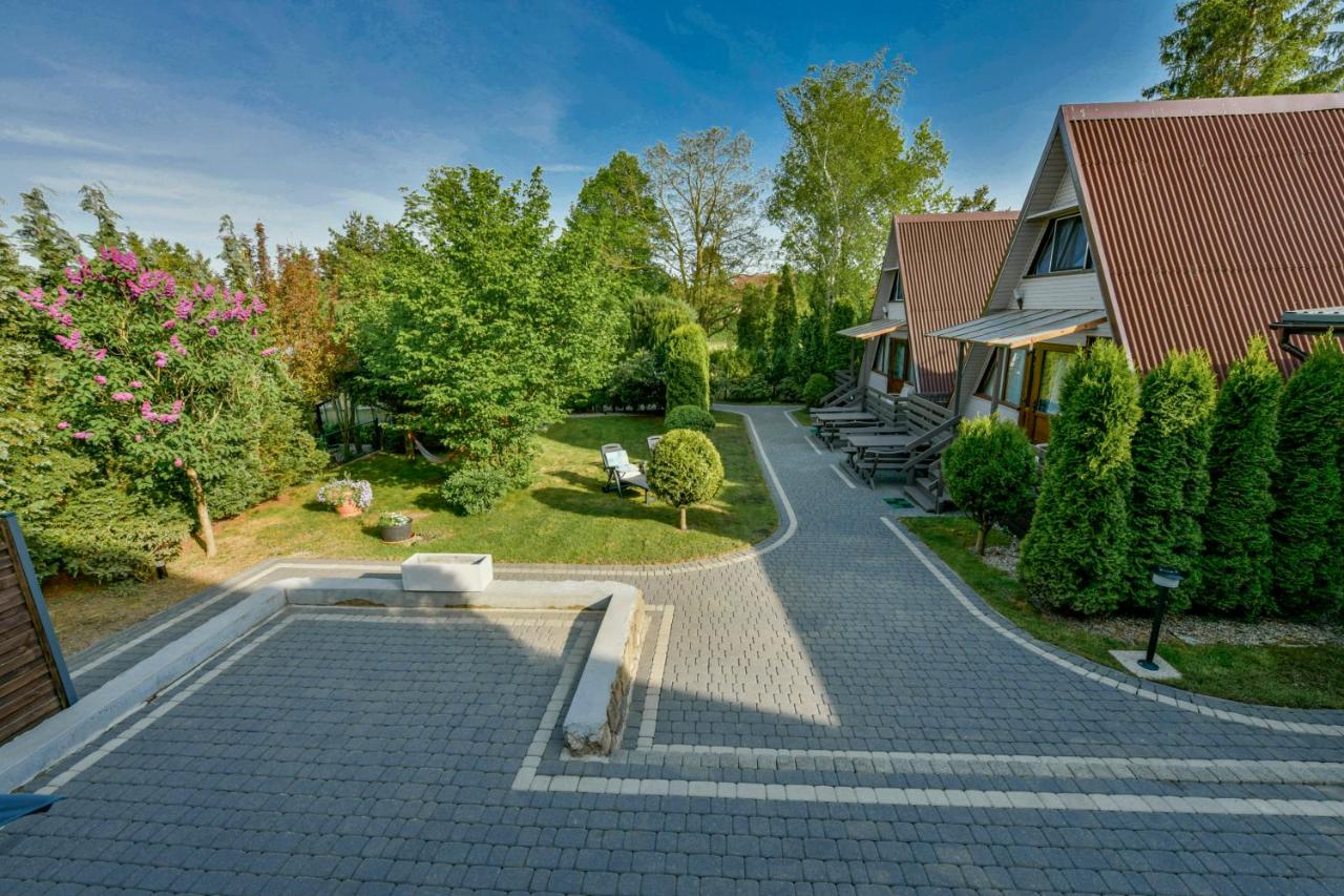 Domki letniskowe Zakątek Kołobrzeg - B&B Kołobrzeg