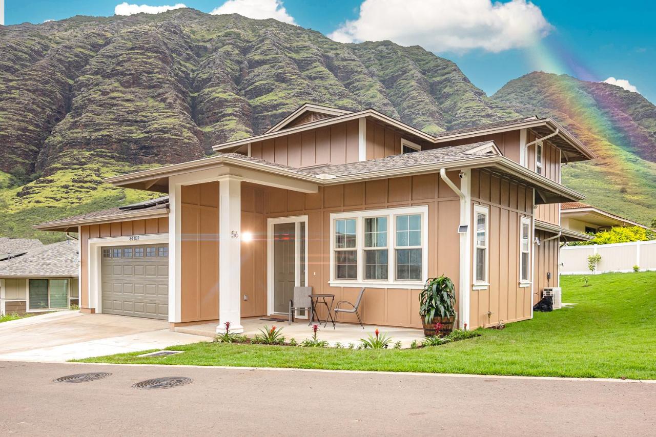 Oahu Perfect Vacation - Million Dollar View, Pool, Near Beach, Sleeps 14 - B&B Waianae