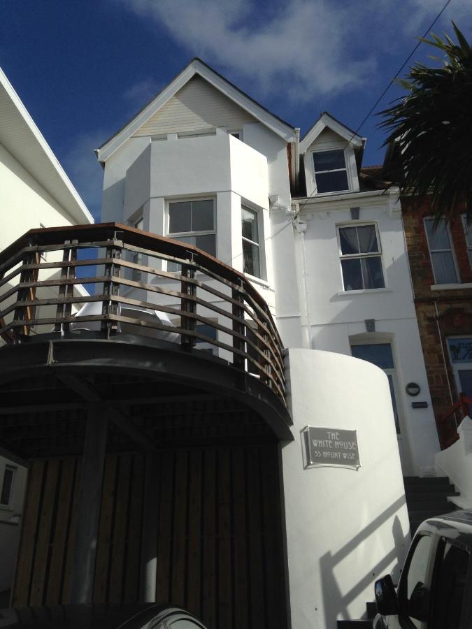 B&B Newquay - The White House Hotel - Bed and Breakfast Newquay