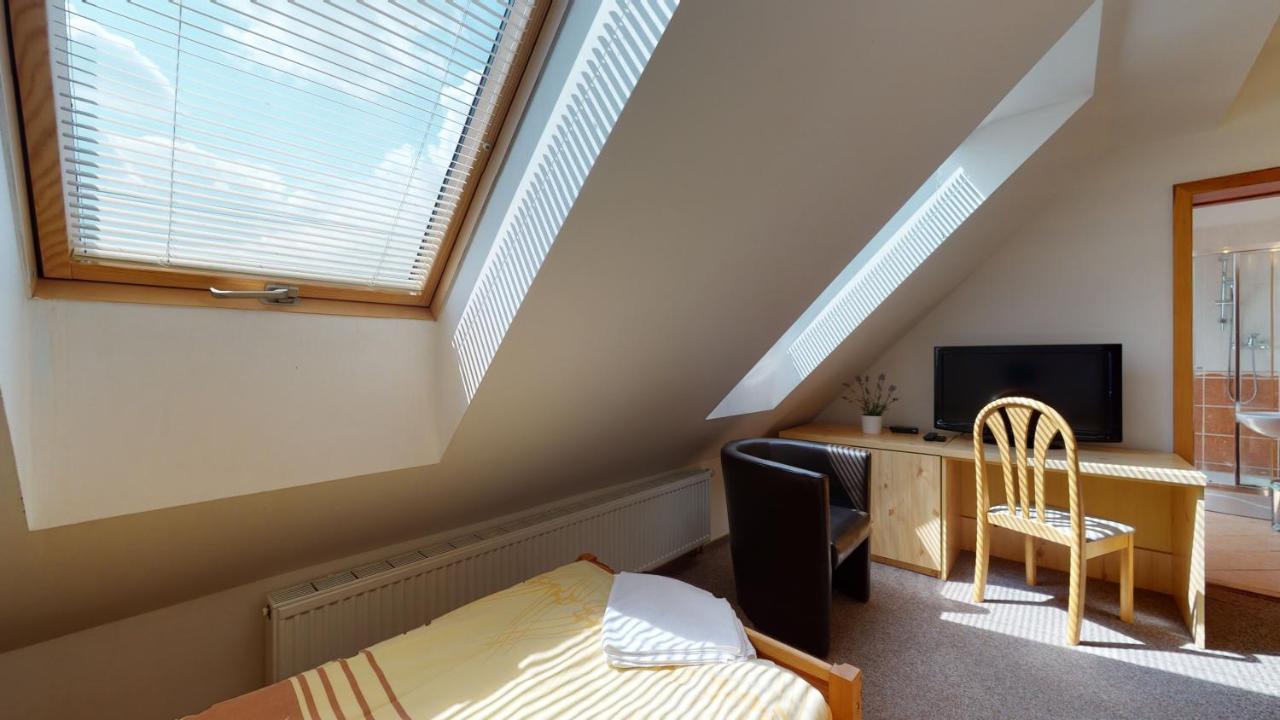 Zweibettzimmer