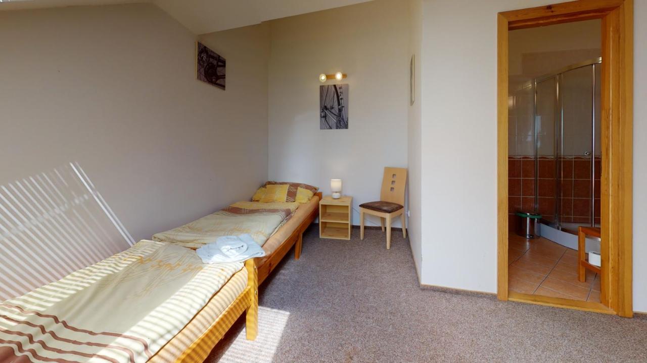 Zweibettzimmer
