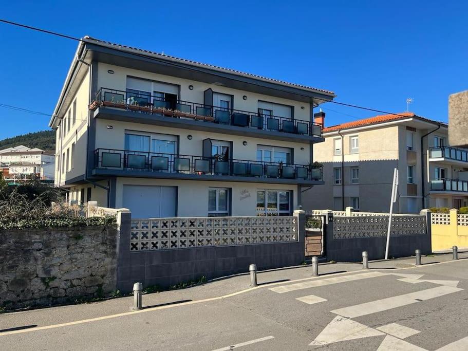 Apartamento Lekeitio, Garaje y WIFI - B&B