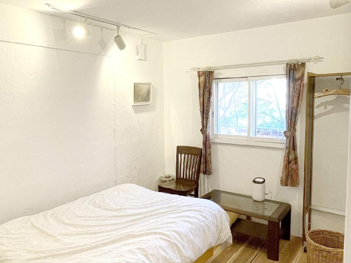 Double Room with Shared Toilet