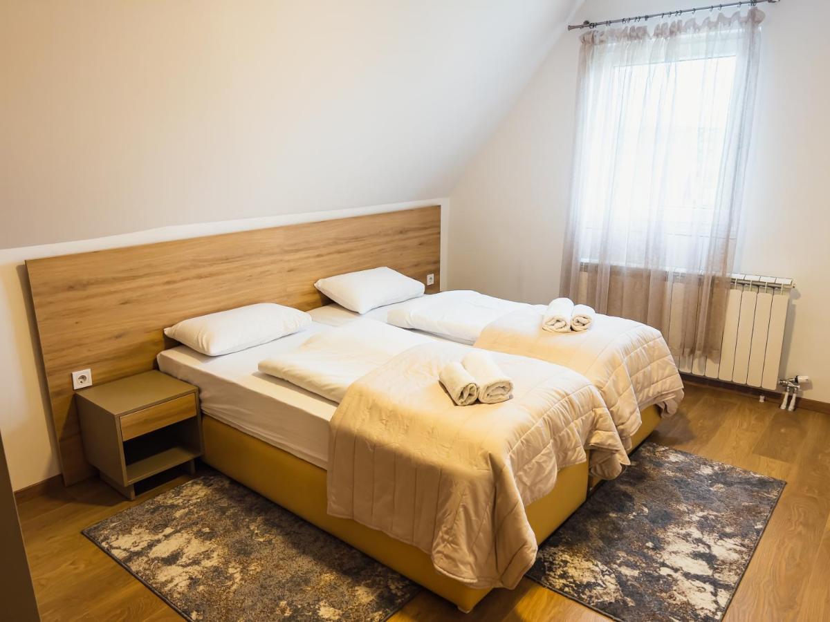 Appartamento con 3 Camere da Letto