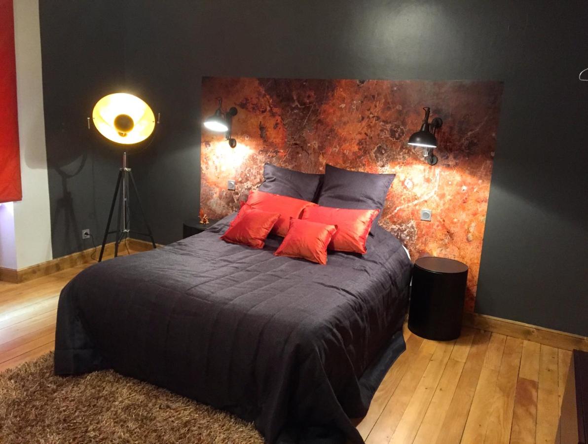 Chambre Lit King-Size de Luxe Forge