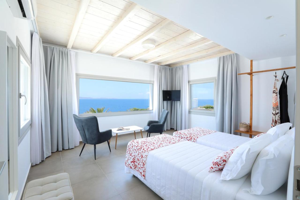 Deluxe Suite with Sea View