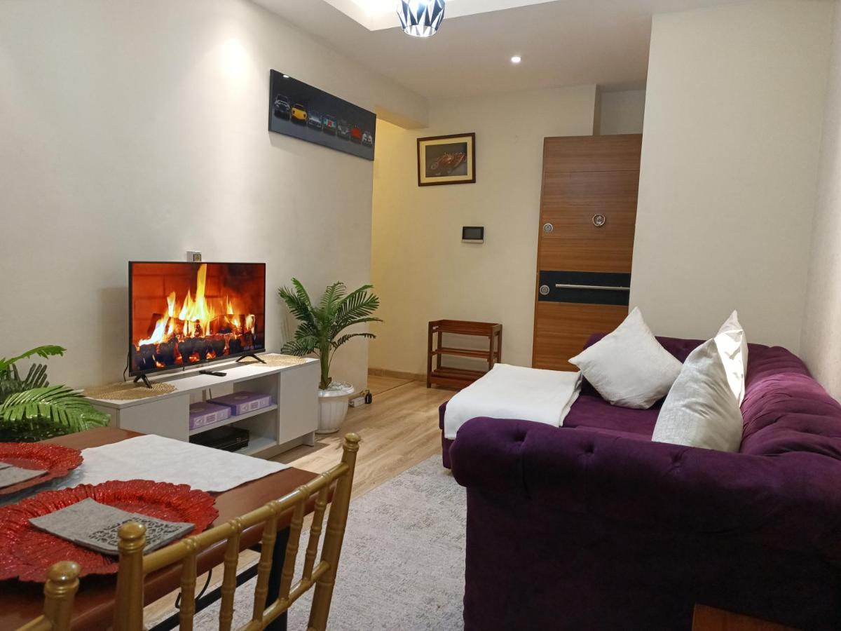 B&B Nairobi - Kandiz 2 Bedroom Apartment - Bed and Breakfast Nairobi