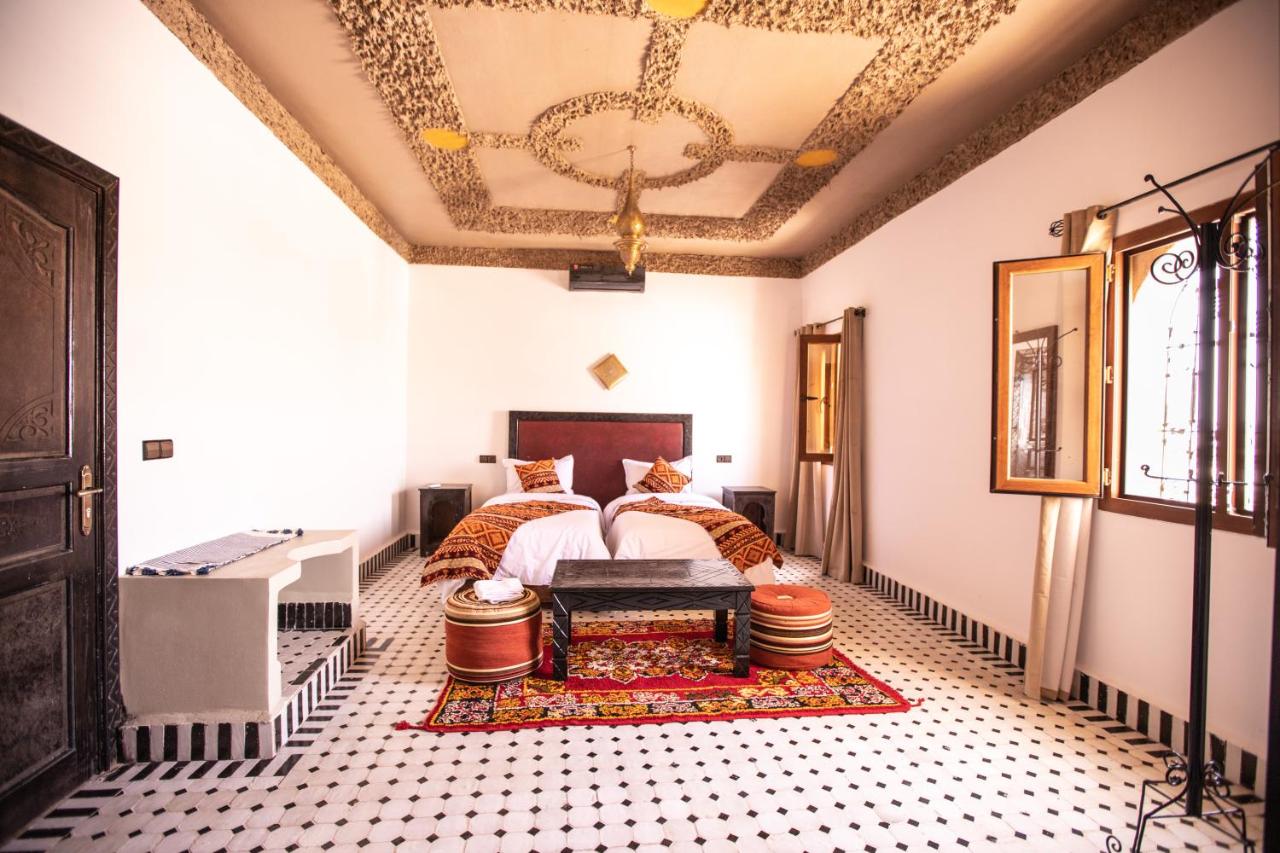 Chambre Triple - Vue sur la Piscine