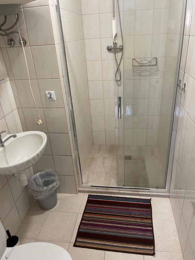 U Karola - Ferienwohnung Rügenwalde