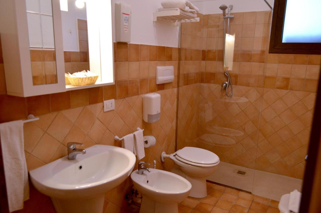 Habitación Doble con baño privado - 2 camas