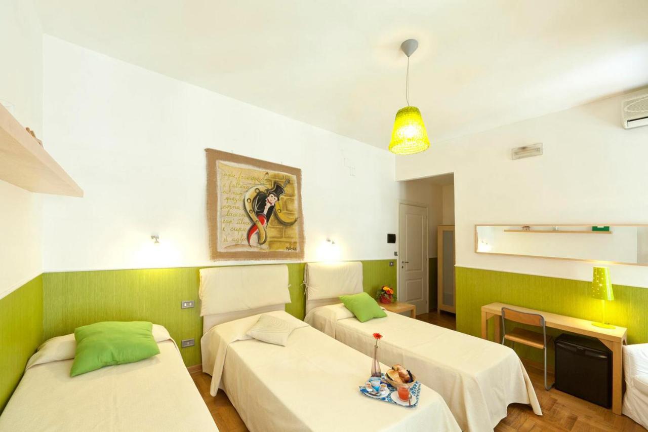 Dreibettzimmer