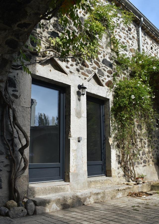 La Cour de l'Olivier - Ferienwohnung