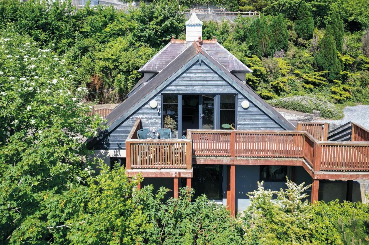 B&B Pendine - The Gatehouse - 2 Bedroom Apartment - Pendine - Bed and Breakfast Pendine