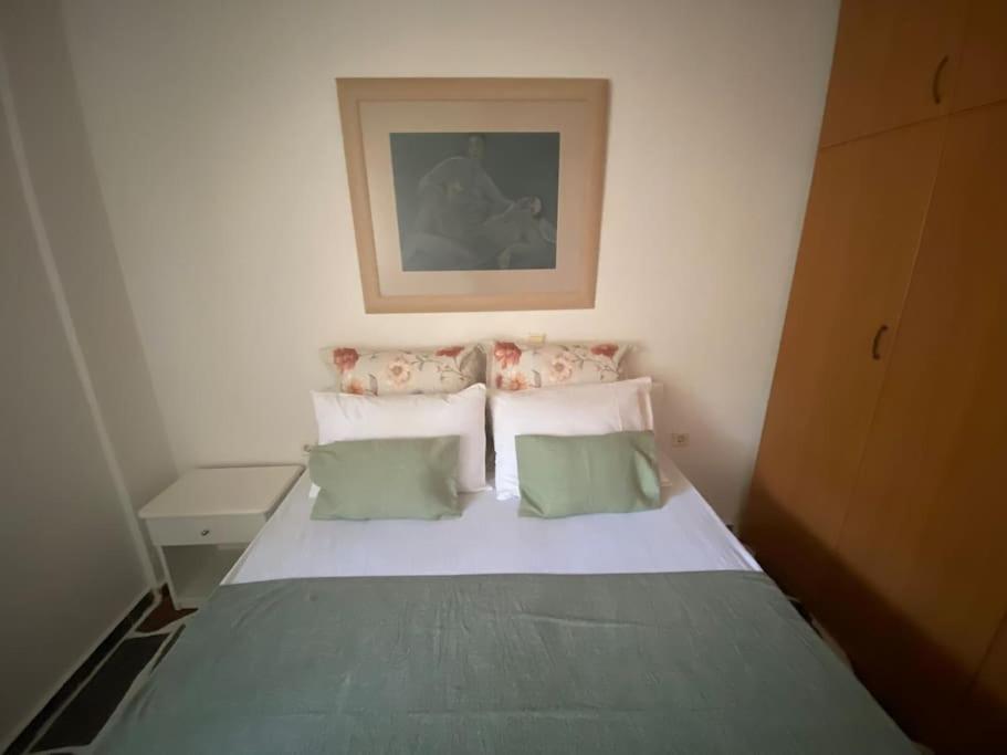 red2 guest house - Bed and Breakfast Flampoúria