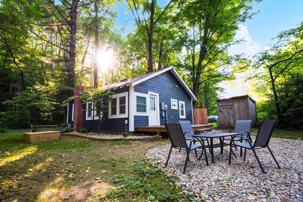 Brown County Cottage - Bed and Breakfast