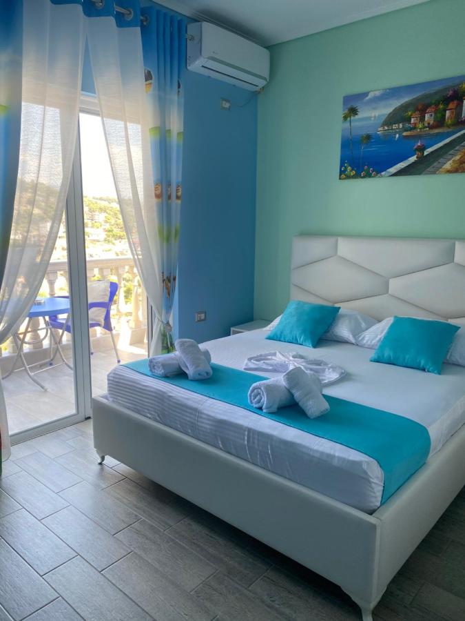 Deluxe Double Room with Balcony and Sea View