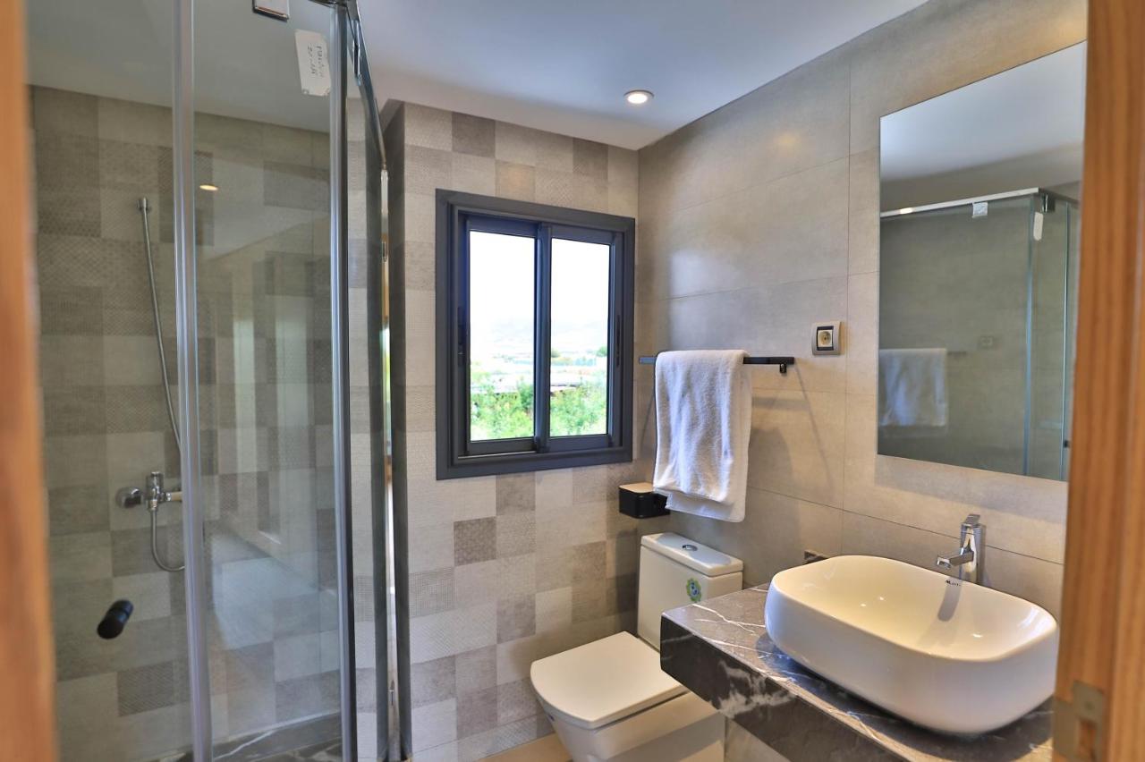 Double Room with Pool View