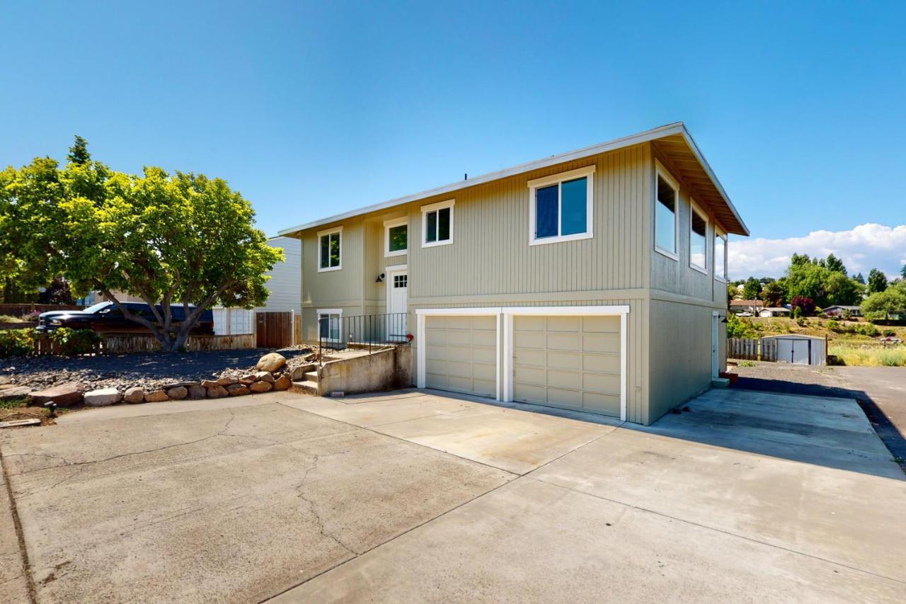 Darling in The Dalles - B&B