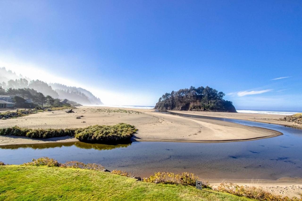 Proposal Rock Charmer - B&B Neskowin