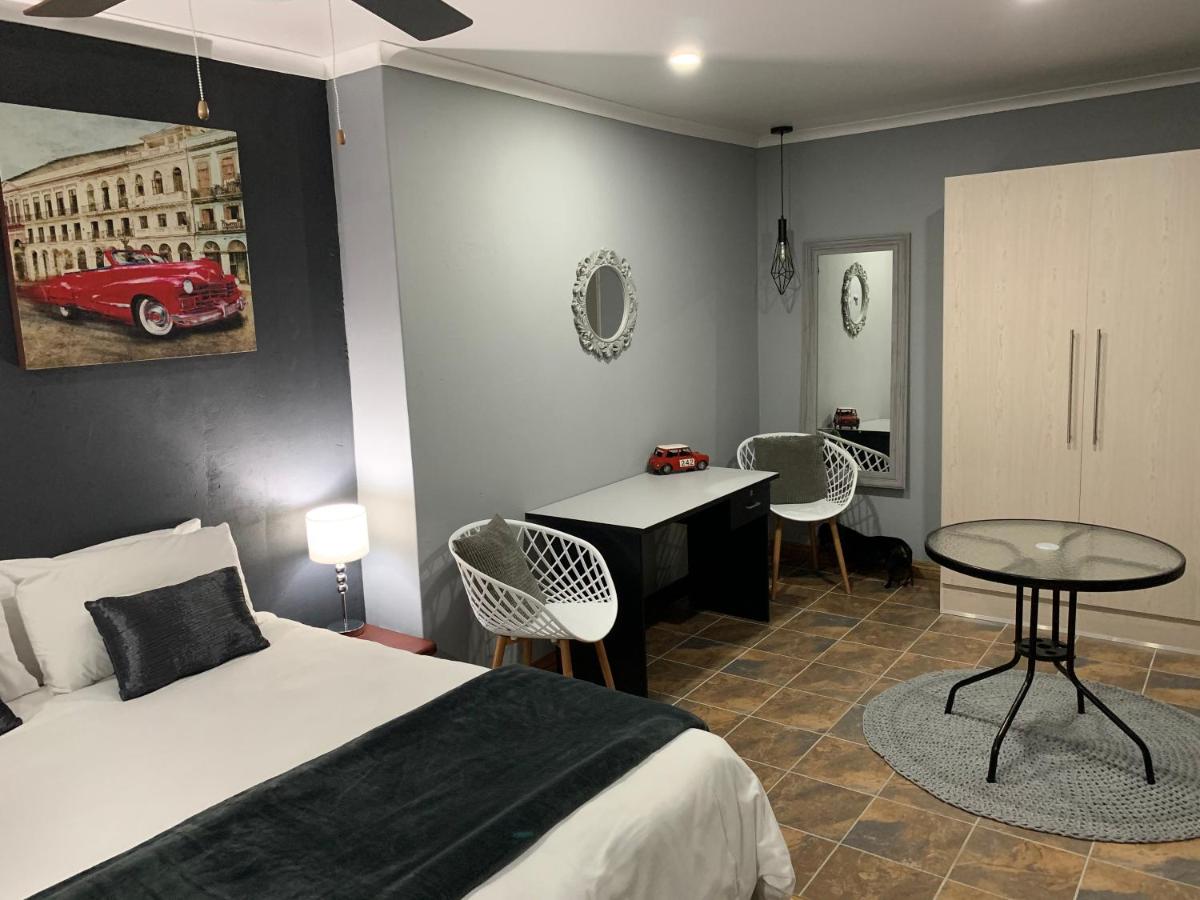 Queen Room - Disability Access