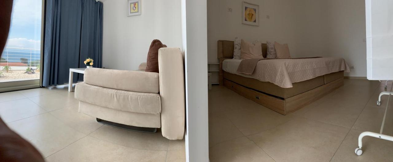 Deluxe Double Room with Balcony and Sea View