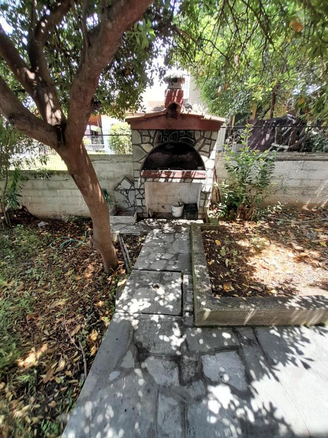 Maisonette Basilissa - B&B Nea Potidaia