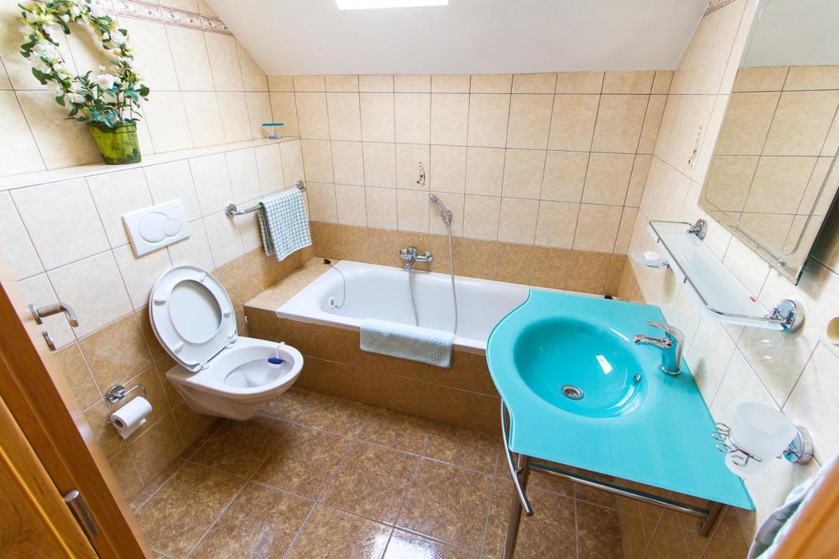 Habitación Doble con cama supletoria