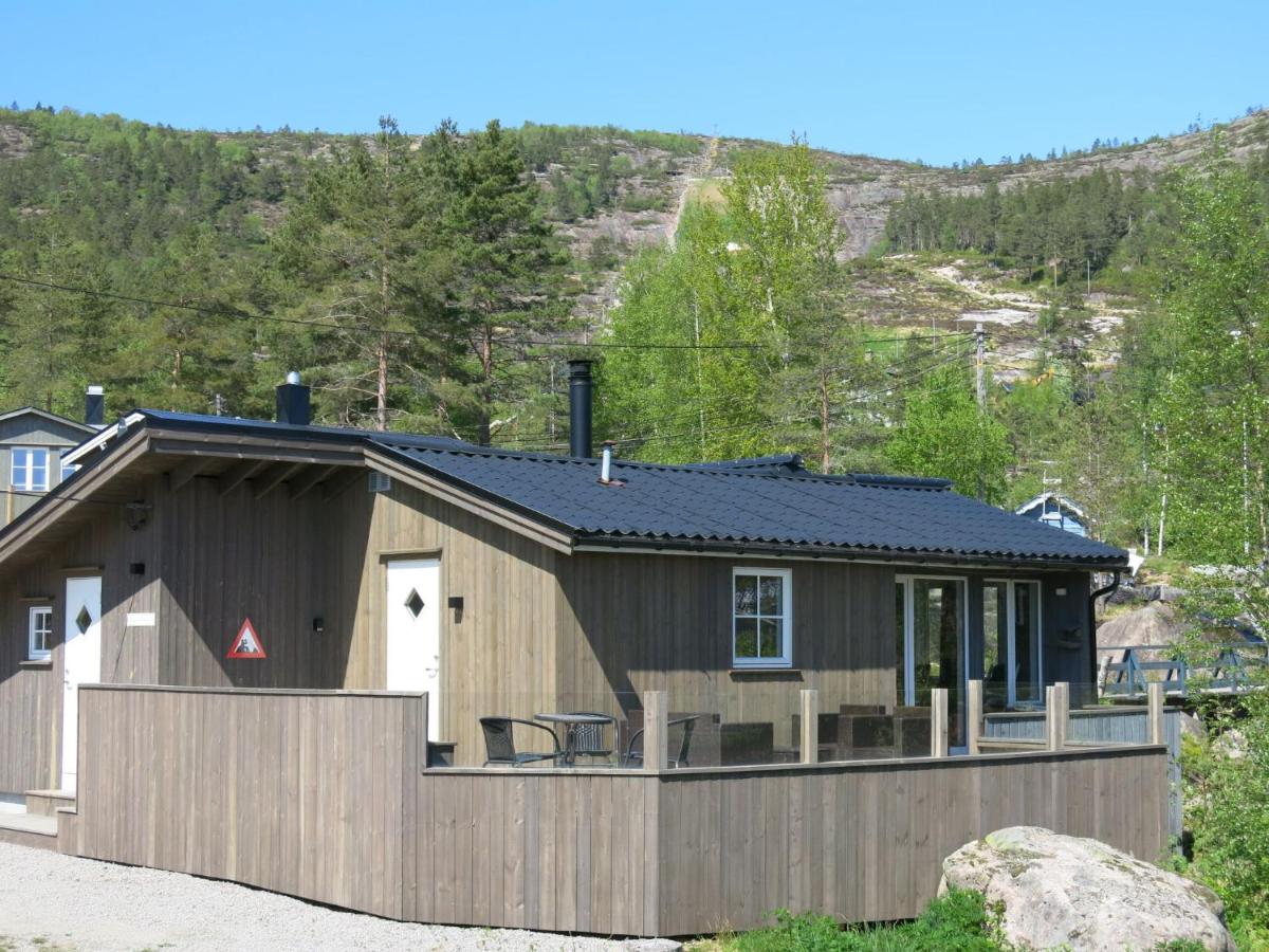 B&B Øyuvstad - Chalet Torfinnbu - SOW051 by Interhome - Bed and Breakfast Øyuvstad