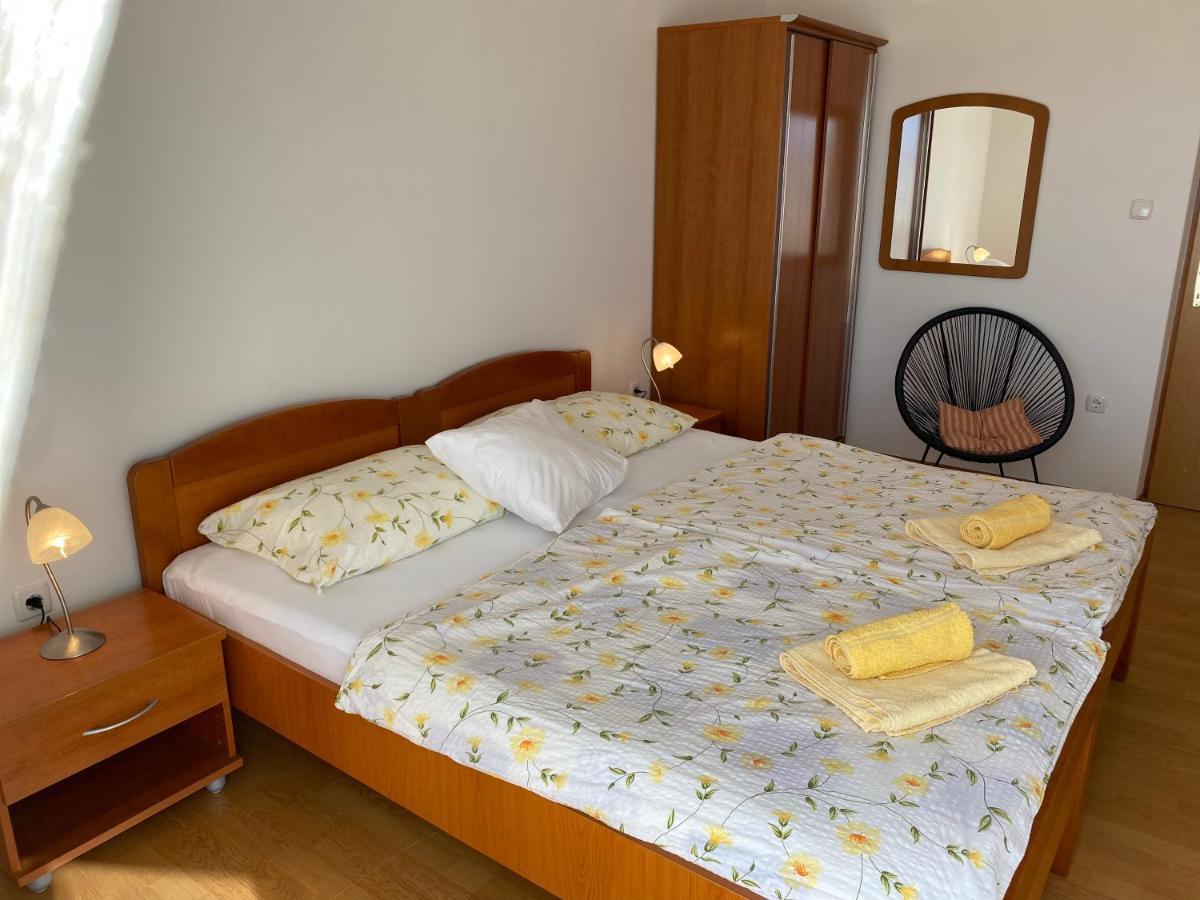 Appartamento con 2 Camere da Letto