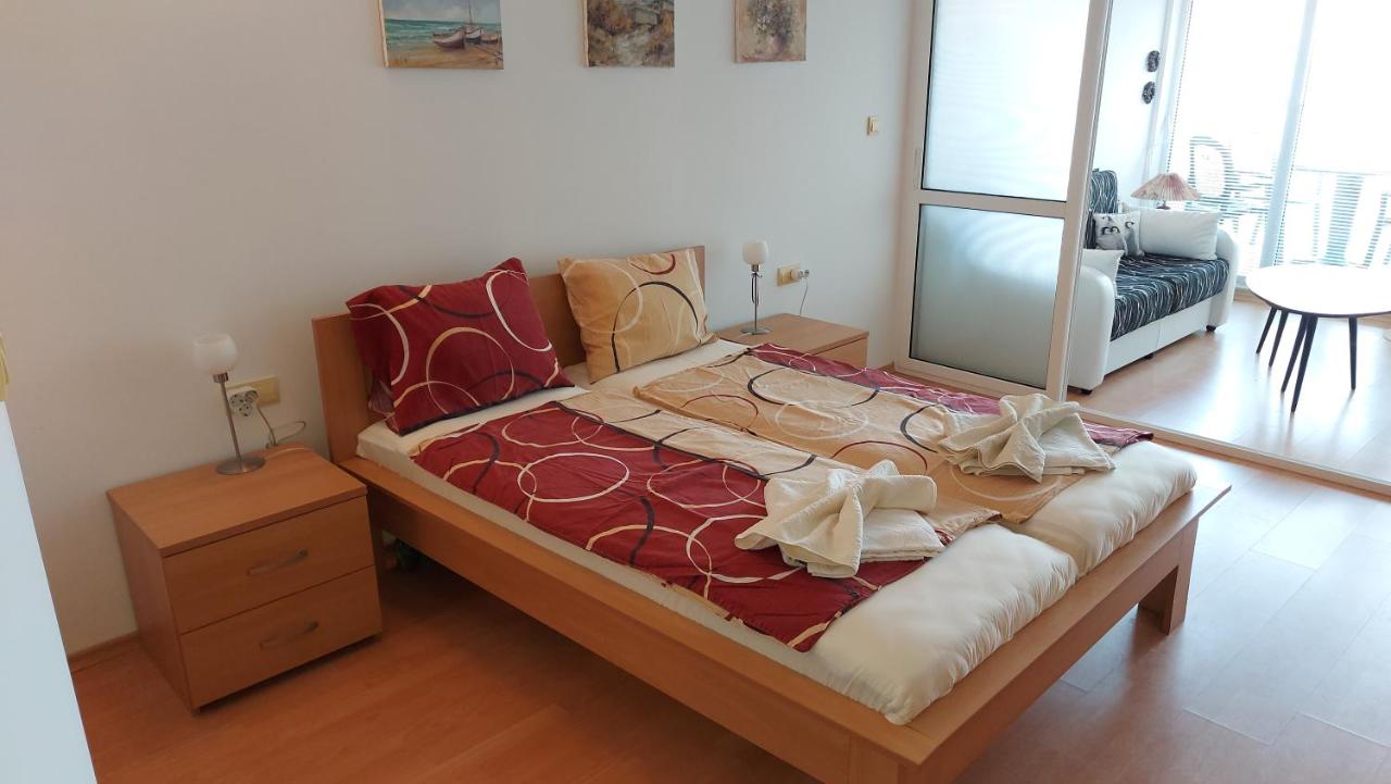 Studio with Sea View