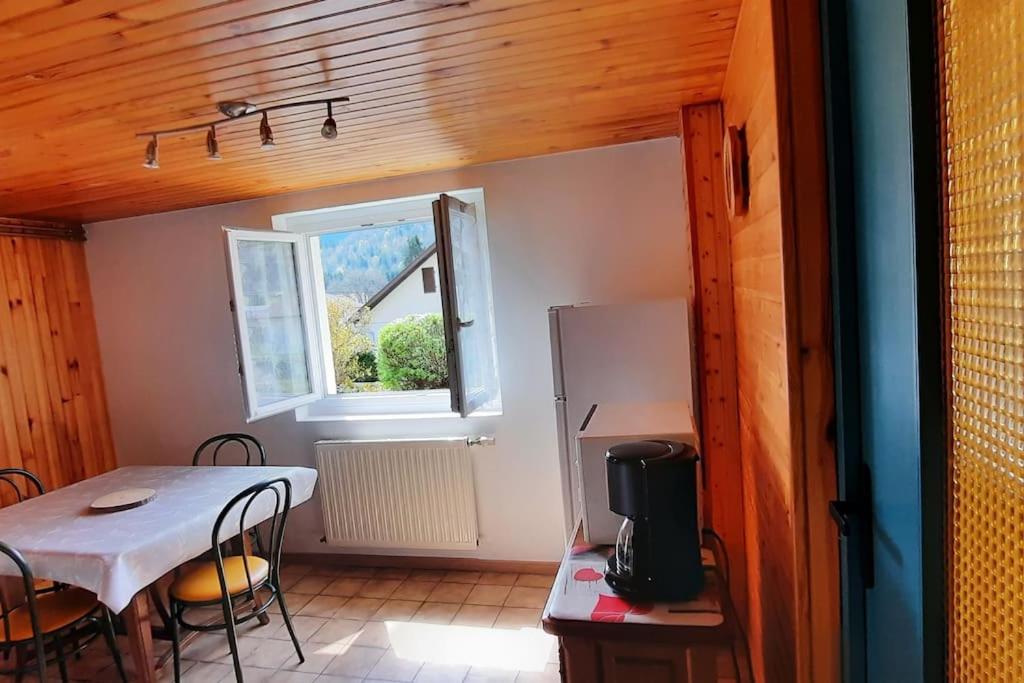 B&B Saulxures-sur-Moselotte - plain-pied proche base de loisirs et voie verte - Bed and Breakfast Saulxures-sur-Moselotte