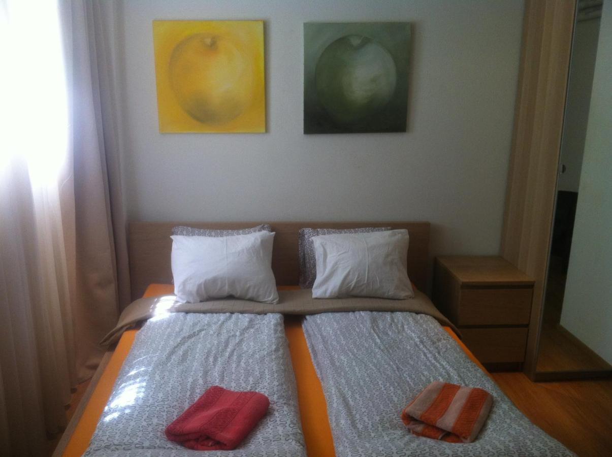Studio mit Zugang zum Garten