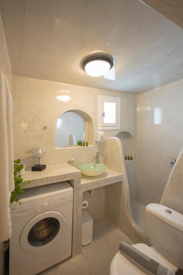 Studio with Spa Bath