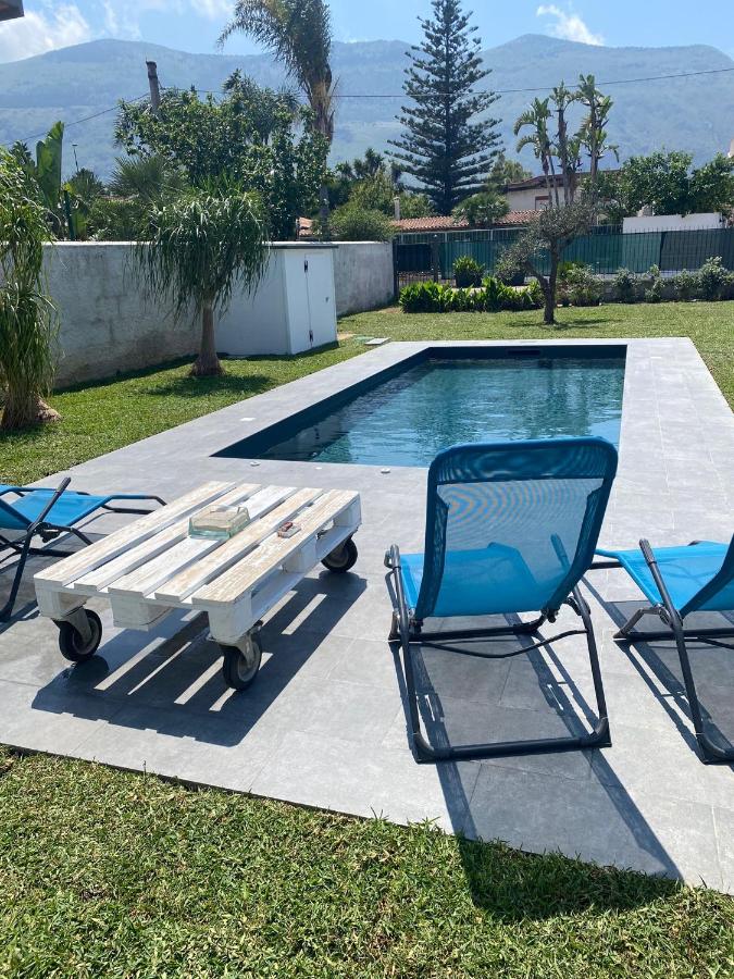 B&B Carini - Villa Egiza con piscina e accesso diretto al mare - Bed and Breakfast Carini